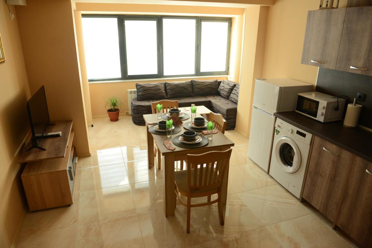 Family Hotel غوتسه دلتشو المظهر الخارجي الصورة