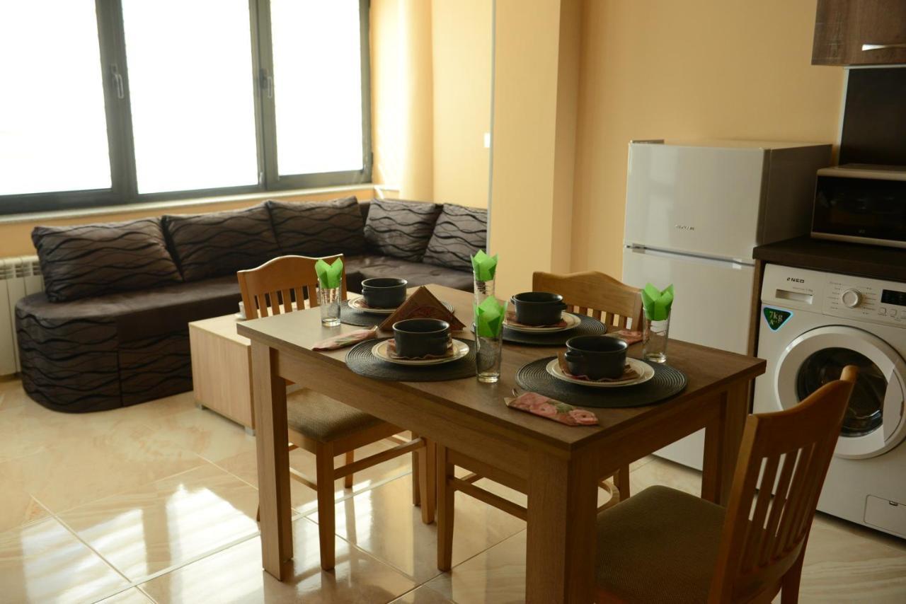 Family Hotel غوتسه دلتشو المظهر الخارجي الصورة
