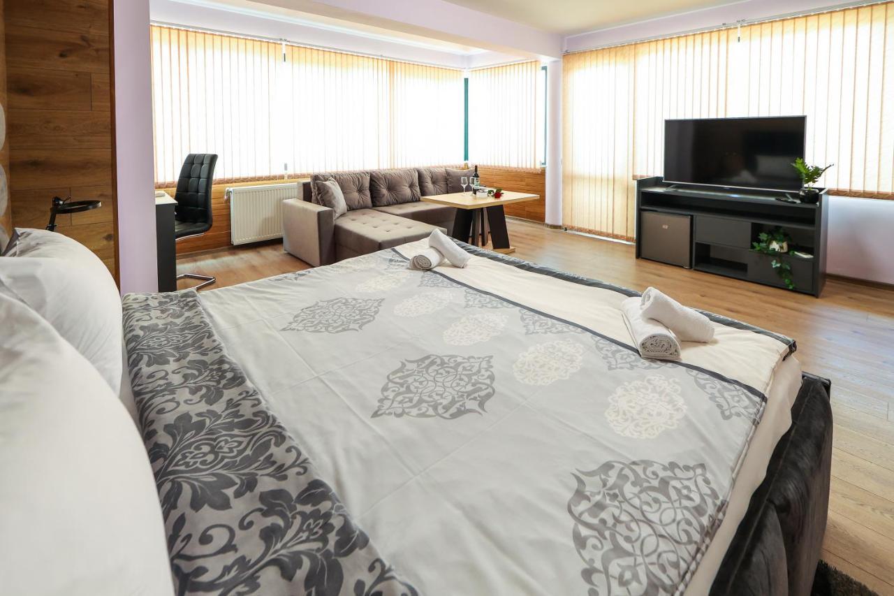 Family Hotel غوتسه دلتشو المظهر الخارجي الصورة