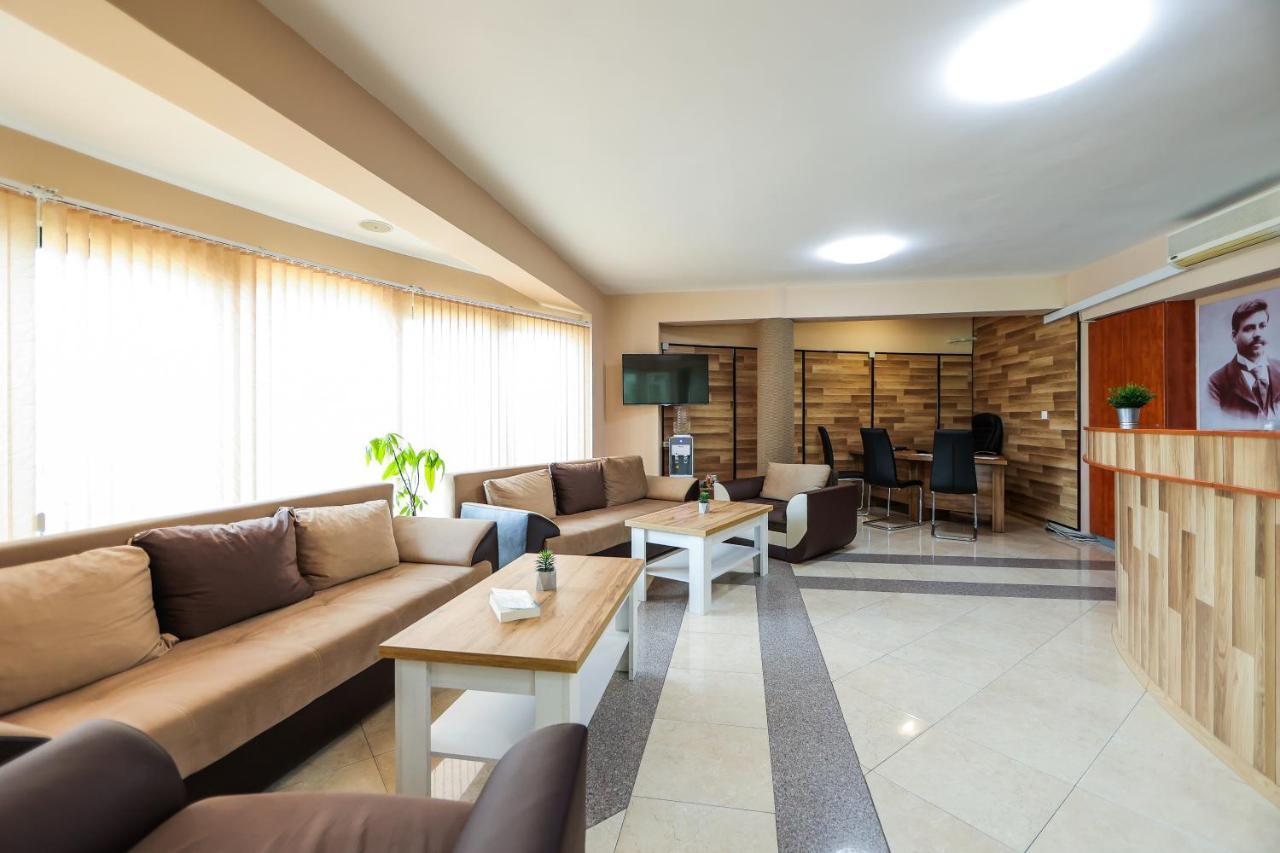 Family Hotel غوتسه دلتشو المظهر الخارجي الصورة